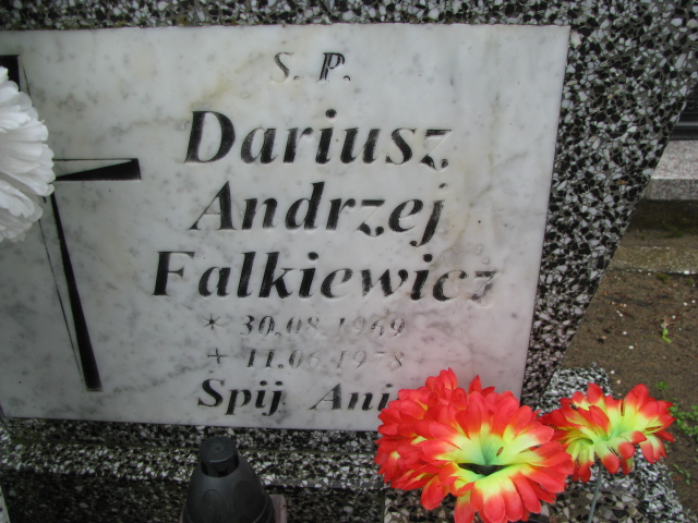 Dariusz Falkiewicz 1969 Białogard - Grobonet - Wyszukiwarka osób pochowanych