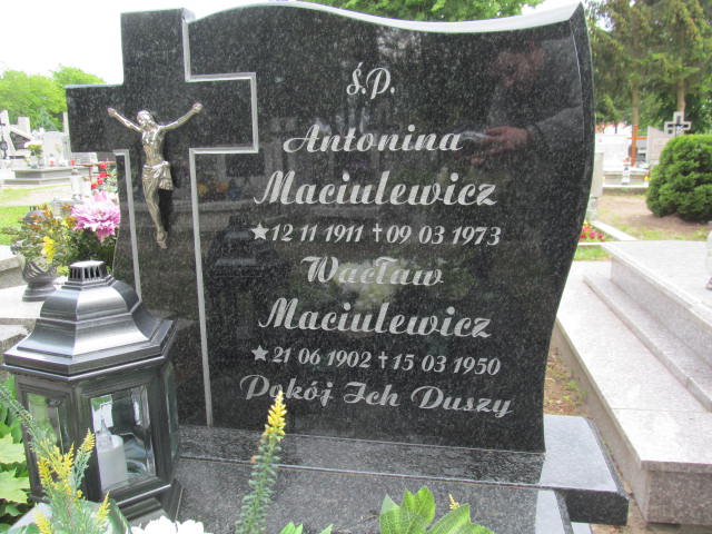 Grób Wacław Maciulewicz