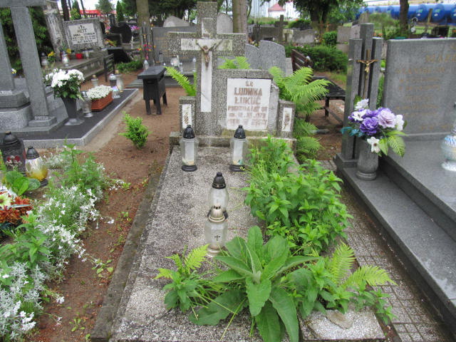 Grób Emilia Wojciechowicz