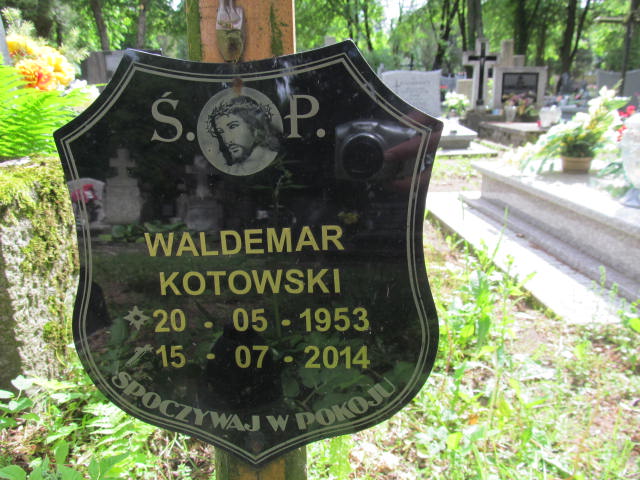 Waldemar Kotowski 1953 Białogard - Grobonet - Wyszukiwarka osób pochowanych