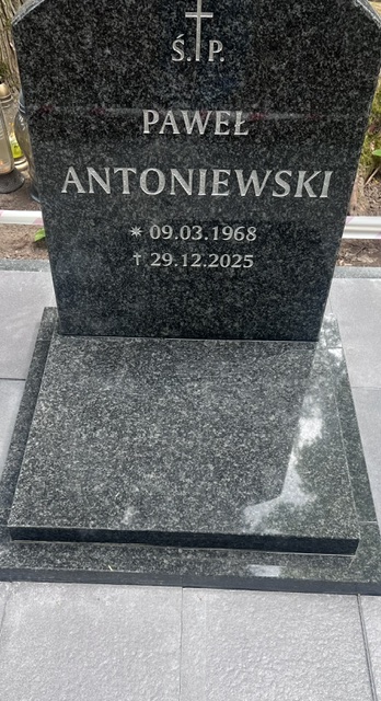 Paweł Antoniewski 1968 Białogard - Grobonet - Wyszukiwarka osób pochowanych