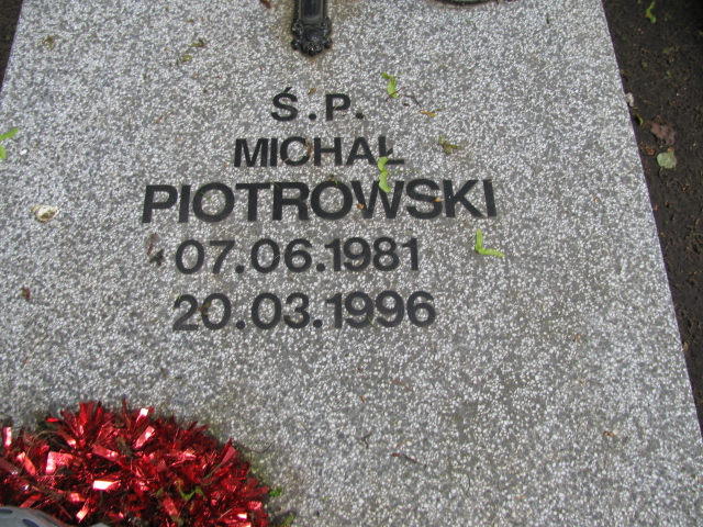 Grób Michał Piotrowski