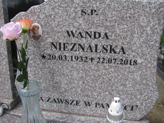 Grób Wanda Nieznalska