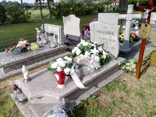 Grażyna Mejer 1962 Białogard - Grobonet - Wyszukiwarka osób pochowanych