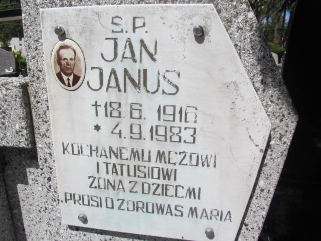 Jan Janus 1916 Białogard - Grobonet - Wyszukiwarka osób pochowanych