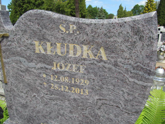 Józef Alojzy Kłudka 1929 Białogard - Grobonet - Wyszukiwarka osób pochowanych