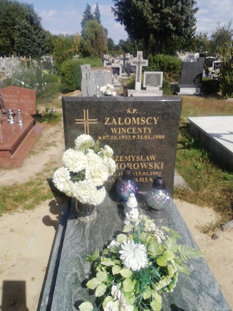 Grób Wincenty Załomski