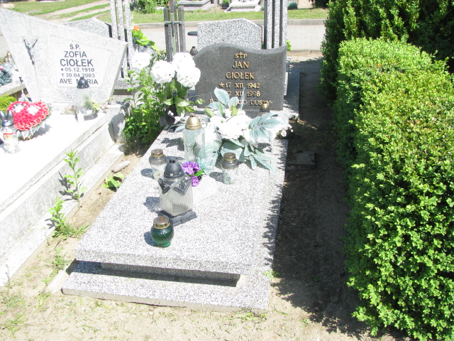 Grób Jan Ciołek