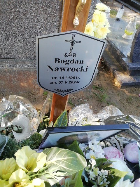Bogdan Nawrocki 1961 Białogard - Grobonet - Wyszukiwarka osób pochowanych