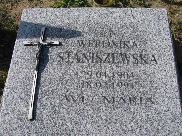 Weronika Staniszewska 1904 Białogard - Grobonet - Wyszukiwarka osób pochowanych