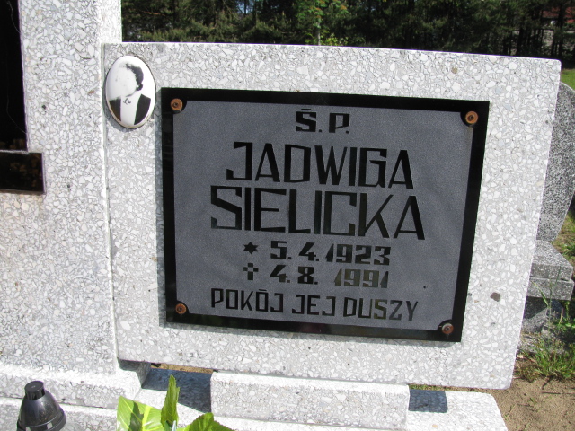 Jadwiga Sielicka 1923 Białogard - Grobonet - Wyszukiwarka osób pochowanych