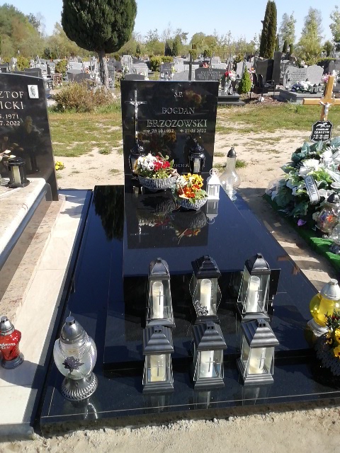 Bogdan Brzozowski 1952 Białogard - Grobonet - Wyszukiwarka osób pochowanych