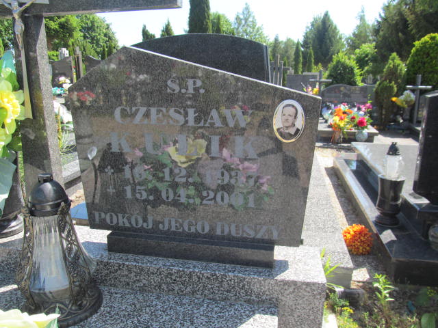 Czesław Kulik 1937 Białogard - Grobonet - Wyszukiwarka osób pochowanych