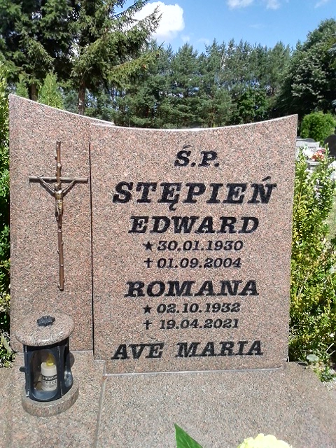 Romana Stępień 1932 Białogard - Grobonet - Wyszukiwarka osób pochowanych