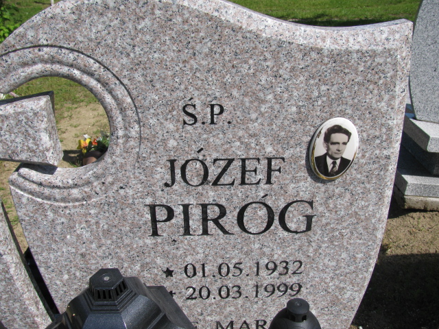 Grób Józef Piróg