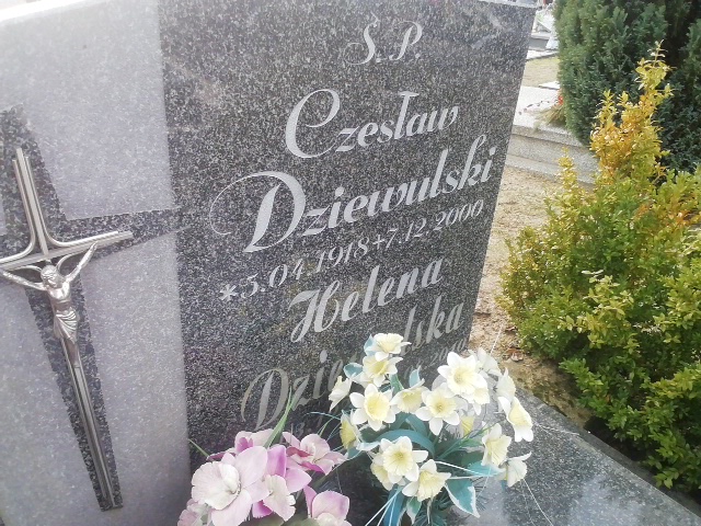 Czesław Dziewulski 1918 Białogard - Grobonet - Wyszukiwarka osób pochowanych