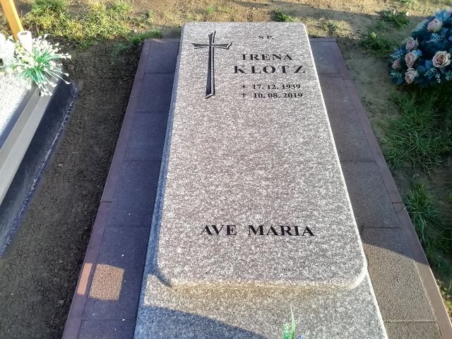 Grób Irena Klotz