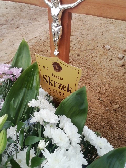 Teresa Skrzek 1941 Białogard - Grobonet - Wyszukiwarka osób pochowanych