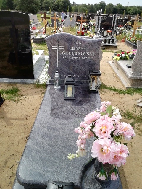 Artur Gołębiowski 1972 Białogard - Grobonet - Wyszukiwarka osób pochowanych